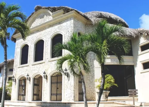 Free Guided Tour to Don Lucas Cigar Factory